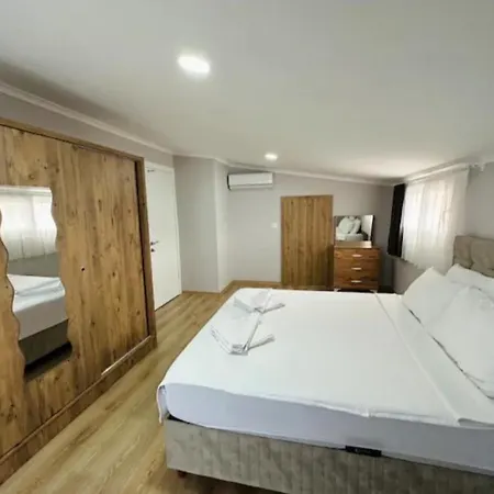 Apartment Luex Esyali Dairee *